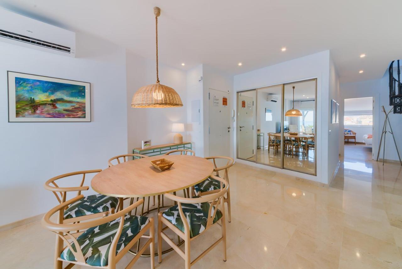 Holidays2Fuengirola Duplex With Stunning Sea View, Terraces,1St Line Beside Port Buitenkant foto