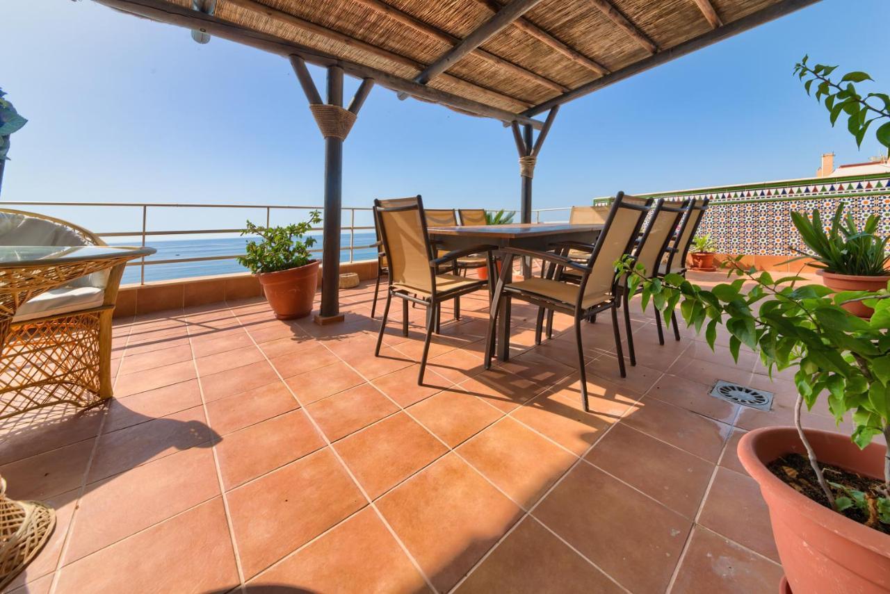 Holidays2Fuengirola Duplex With Stunning Sea View, Terraces,1St Line Beside Port Buitenkant foto