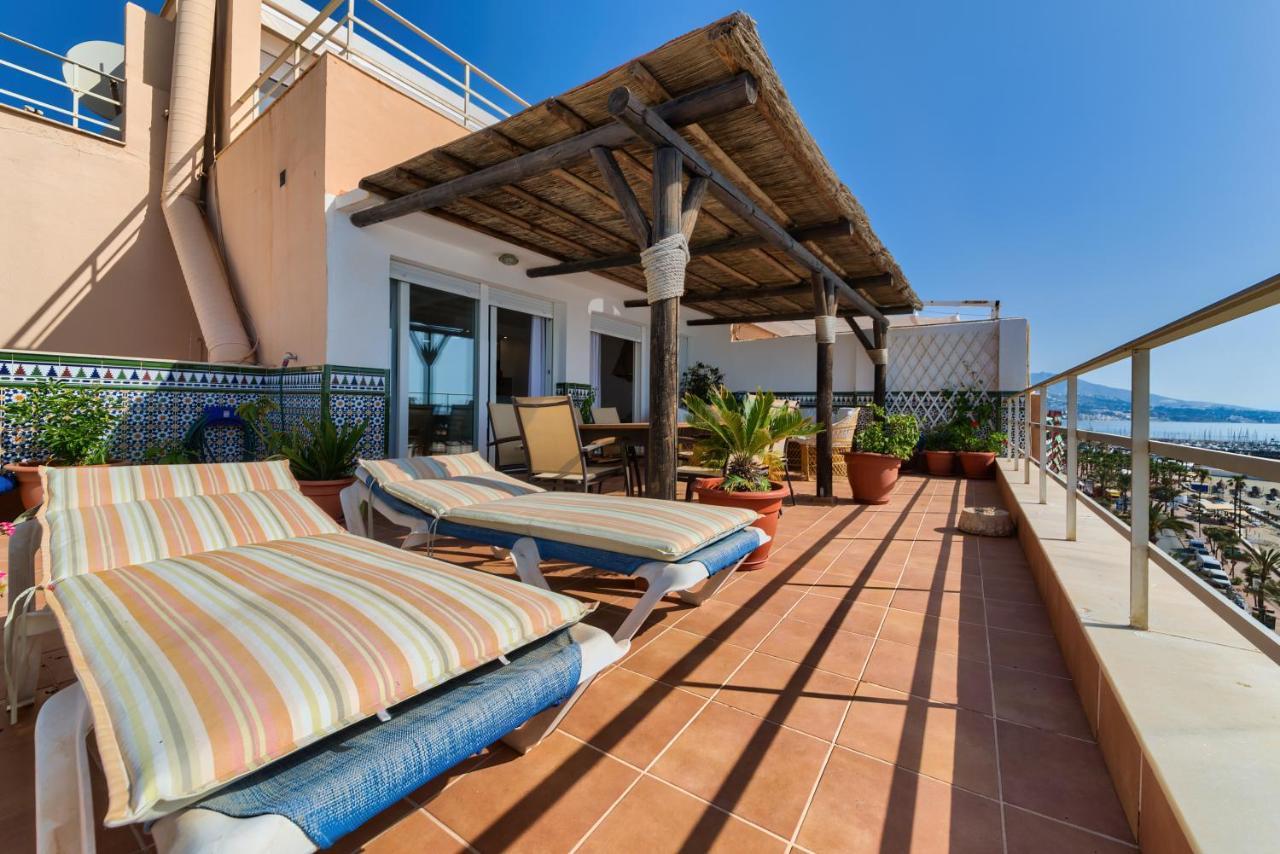 Holidays2Fuengirola Duplex With Stunning Sea View, Terraces,1St Line Beside Port Buitenkant foto