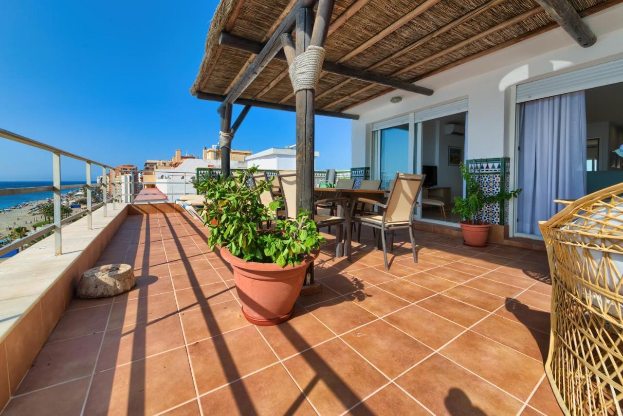 Holidays2Fuengirola Duplex With Stunning Sea View, Terraces,1St Line Beside Port Buitenkant foto