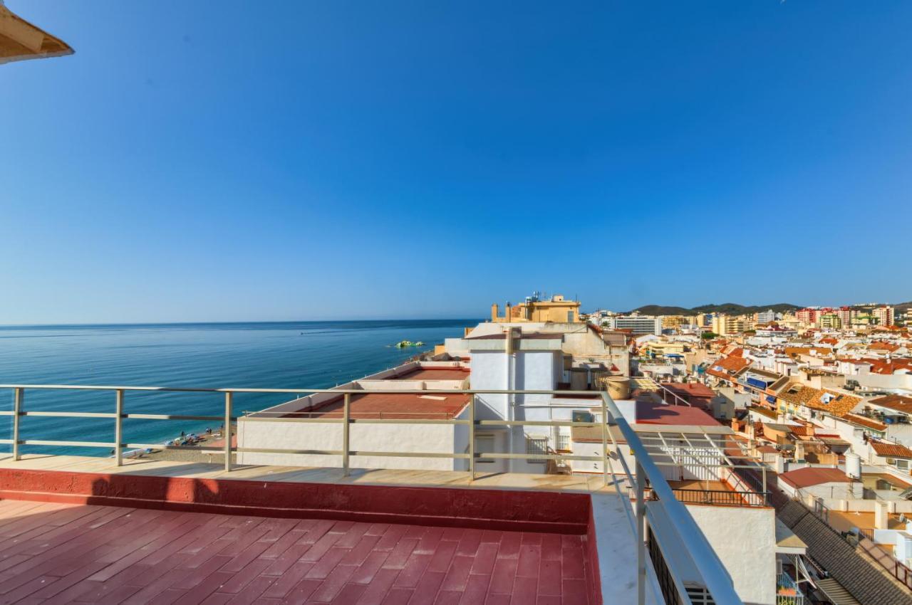 Holidays2Fuengirola Duplex With Stunning Sea View, Terraces,1St Line Beside Port Buitenkant foto